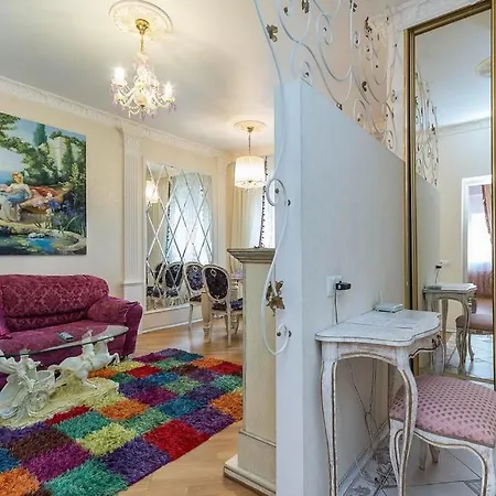 Apartment In The Heart Of On Karl Marx Street Minsk